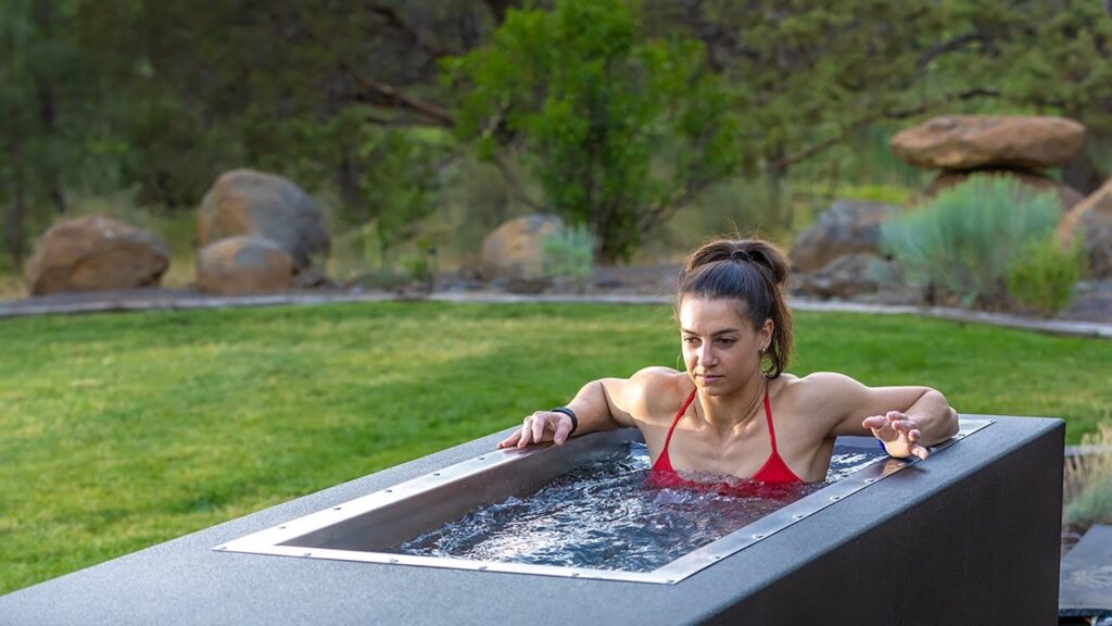 Cold Plunge vs. Hot Bath: Which Is Better for Recovery, Healthy Living + Travel