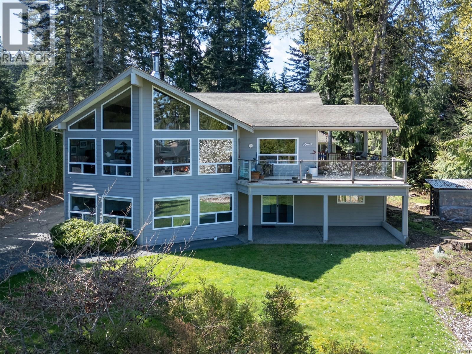 4594 Maple Guard Drive, Joanne Johnston, Royal LePage