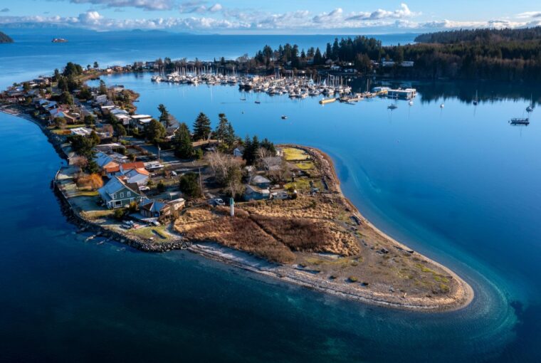 Deep Bay, Vancouver Island, Joanne Johnston of Royal LePage Island Living